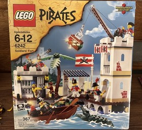 LEGO Pirates 6242 Soldiers&rsquo; Fort Complete w/ Box & Instructions Mint Condition