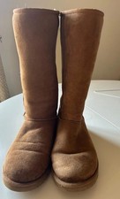 Ugg Boots Size 7.5 Uk Tan Colour