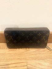 louis vuitton zippy wallet