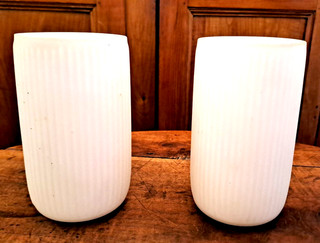 LOT DE 2 abat jour globe en verre opaline blanc