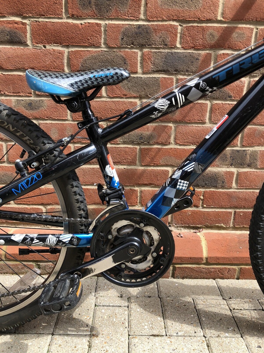 Trek Mountain Bike Trek Mt 220 Black Hot Trek Mountain Track 220