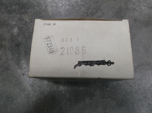 Merlin Gerin 21086 Multi 9 Switch C100 3P 63A D TYPE - Picture 2 of 7