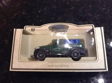 Vintage CHEVRON COMMEMORATIVE Model DIE-CAST REPLICA REFINERY Oil TRUCK #21