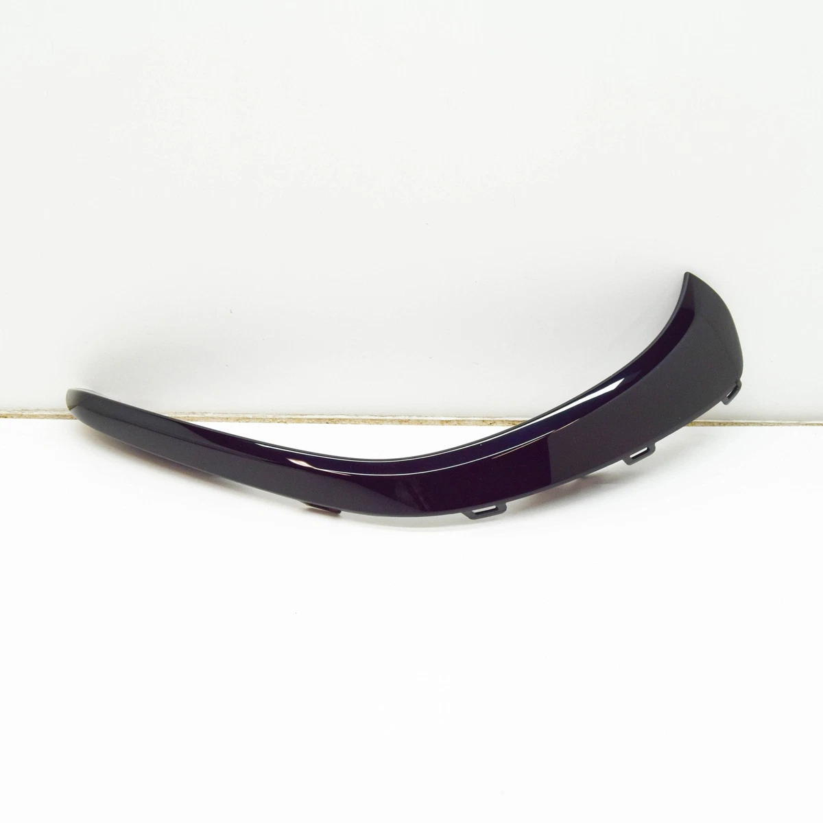 NEW MERCEDES-BENZ AMG GT X290 FRONT LEFT BUMPER MOLDING