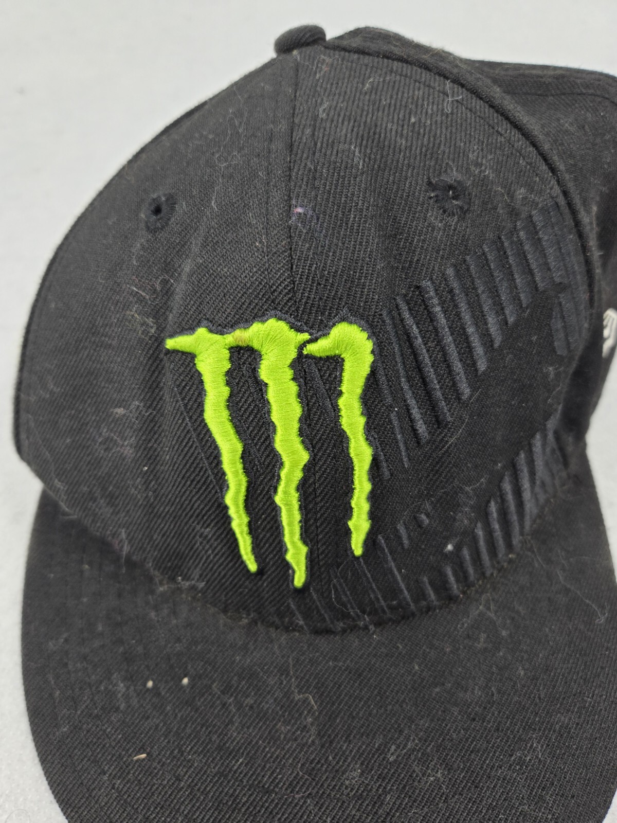 Monster Energy Drink Black New Era 2010 Fitted Hat 59Fifty Cap