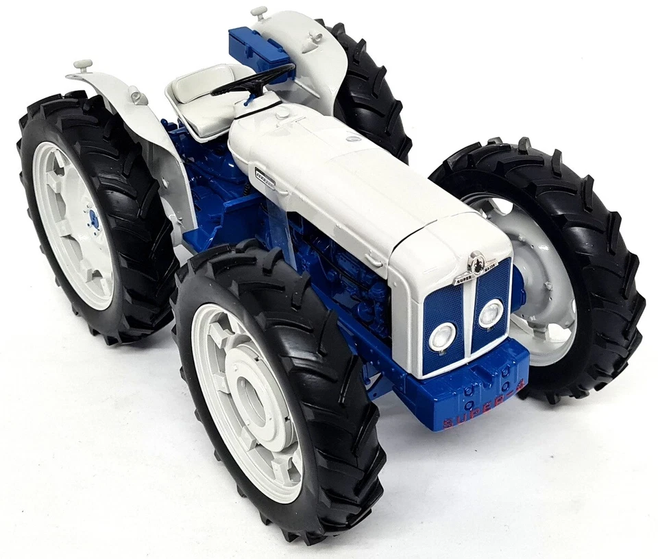 UH 1/16 Fordson County Super 4 1963 Blue Grey Diecast Scale model Tractor 2640 - Image 3 of 4
