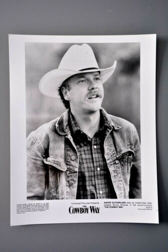 Vintage Monochrome Press Print/Photo, The Cowboy Way, Kiefer Sutherland - Afbeelding 1 van 1