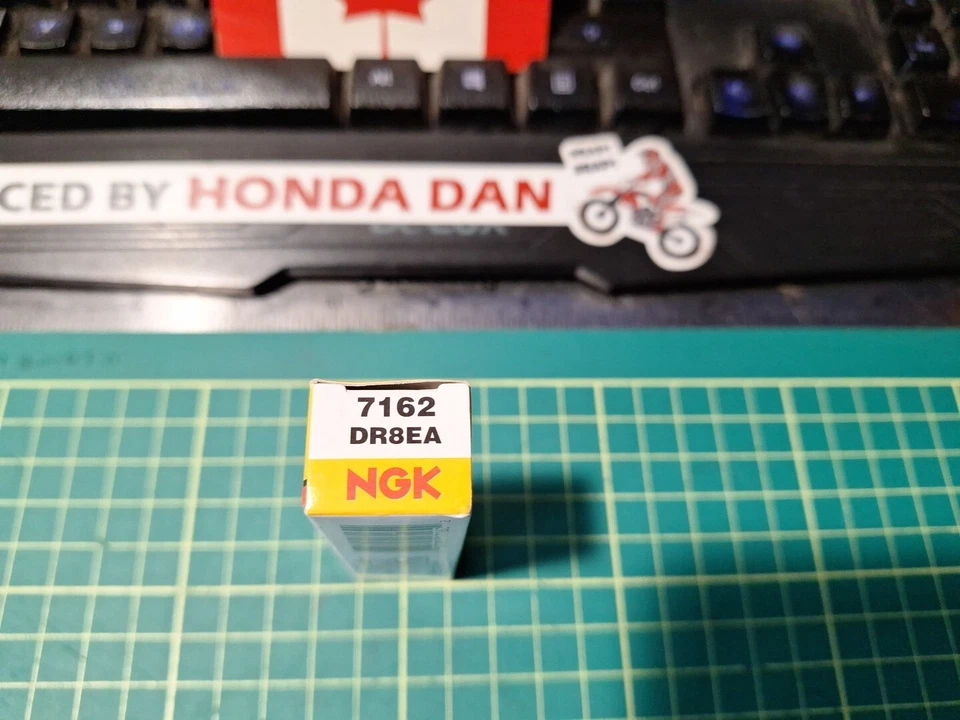 Honda XL XR CT CB CM GL CBX NGK Sprak Plug DR8EA Fits 1974-1981 100-1100cc — 第 3/4 张图片