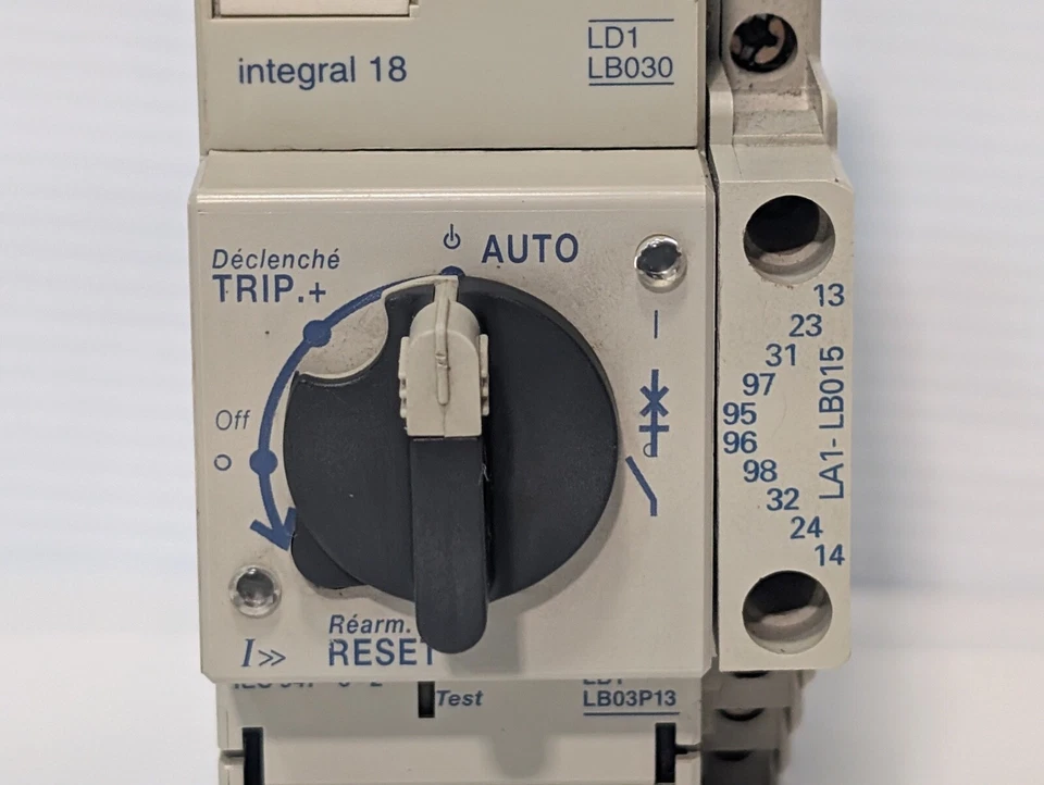 Square D Telemacanique LD1 LB030 & LA1 LB015 Motor Starter & Controller LB03P13 - Image 2 of 4