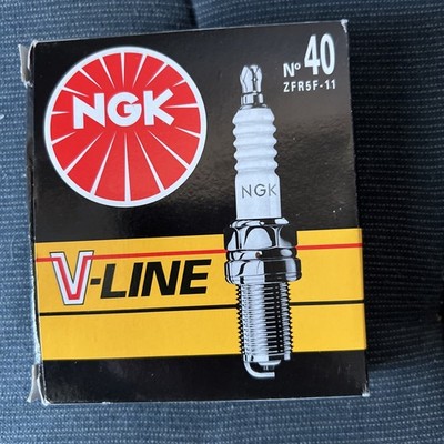 Zündkerze 4 Stück NGK ZFR5F-11 V-LINE 40 für Hyundai i20 i30 Kia Cee'DJ