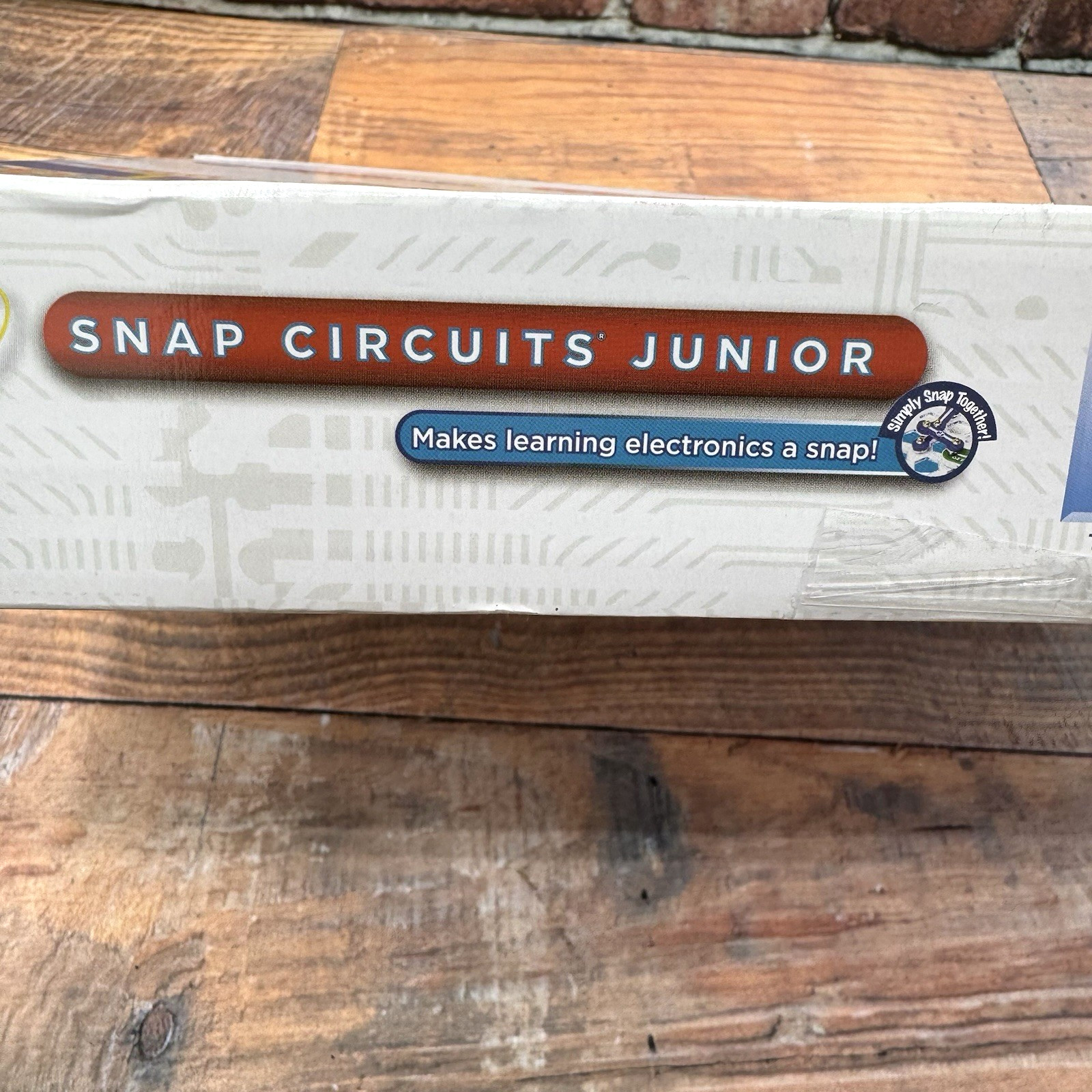 Snap Circuits Jr Build Over SC-100 Electronics Exploration Kit STEM Projects NIB