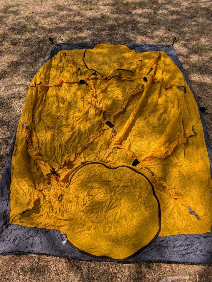 The North Face Mountain 24  2-Man 4-Season Tent body Only No Poles Or Fly  - Image 2 of 4