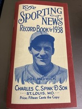 1938 THE SPORTING NEWS RECORD BOOK FOR 1938  JOE MEDWICK  STL CARDINALS  REPRINT