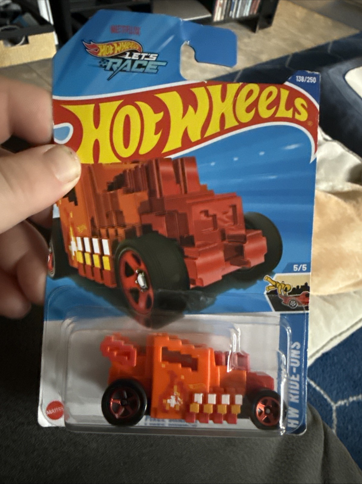 Hot Wheels Pixel Shaker