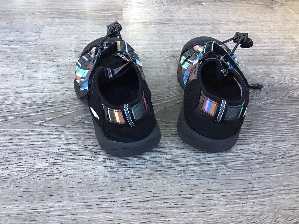 KEEN Newport H2 Sandals Youth Boys Size 3 Black Waterproof Kids Hiking Shoes - Image 3 of 4