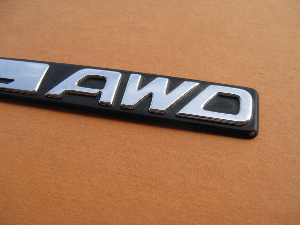 SUBARU LEGACY IMPREZA FORESTER L AWD MALETERO TRASERO CROMO EMBLEMA LOGOTIPO INSIGNIA A45891 Foto 3 de 4