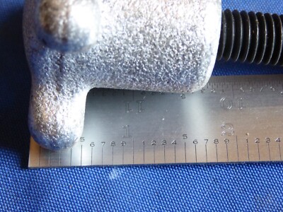 CL-7A-HKE4T Extruded Hand Knob Assemblies | Carr Lane