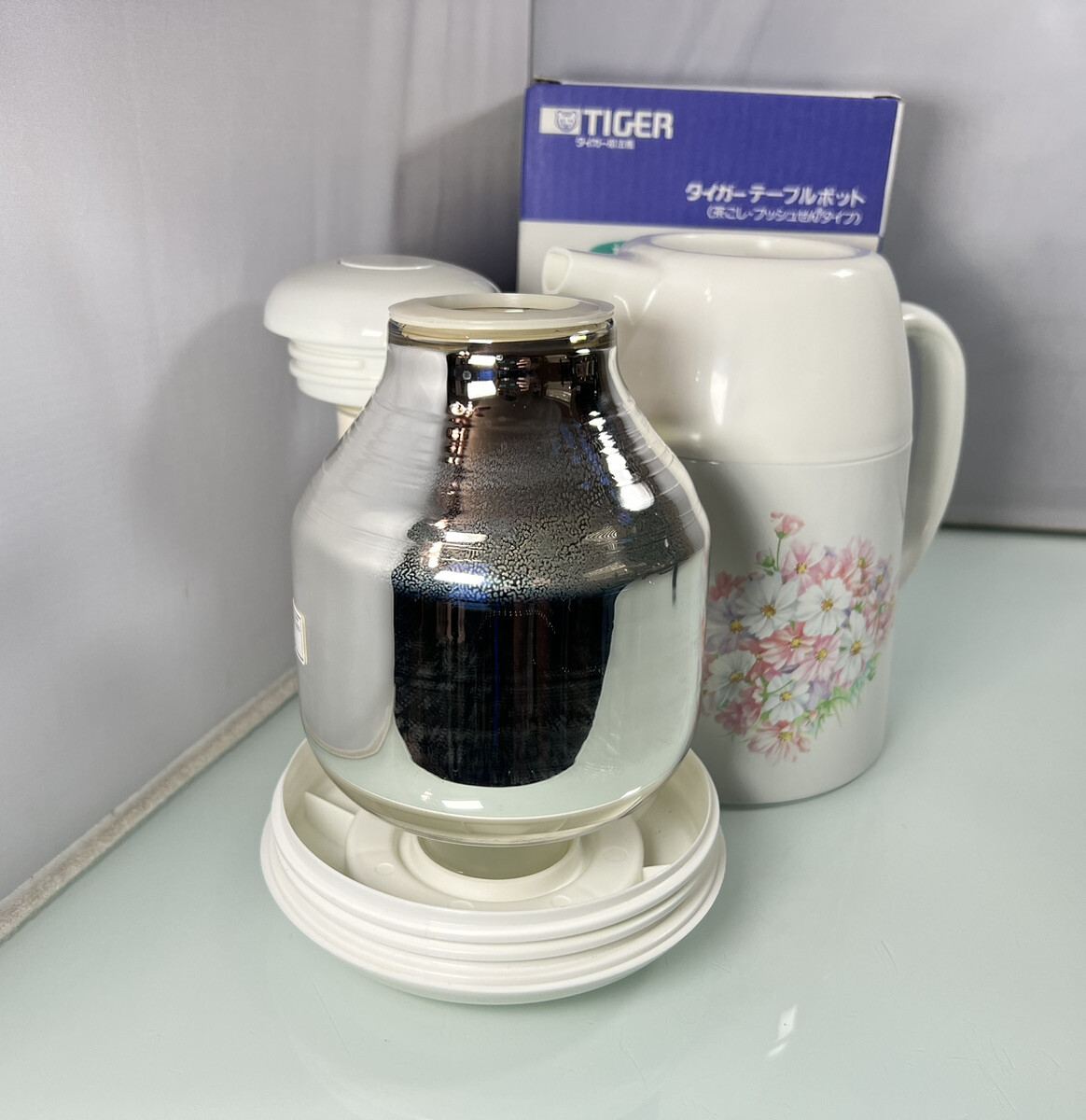 Tiger Pure Flower A100 White Thermos Insulated Coffee Herbal Tea Air Pot - JAPAN
