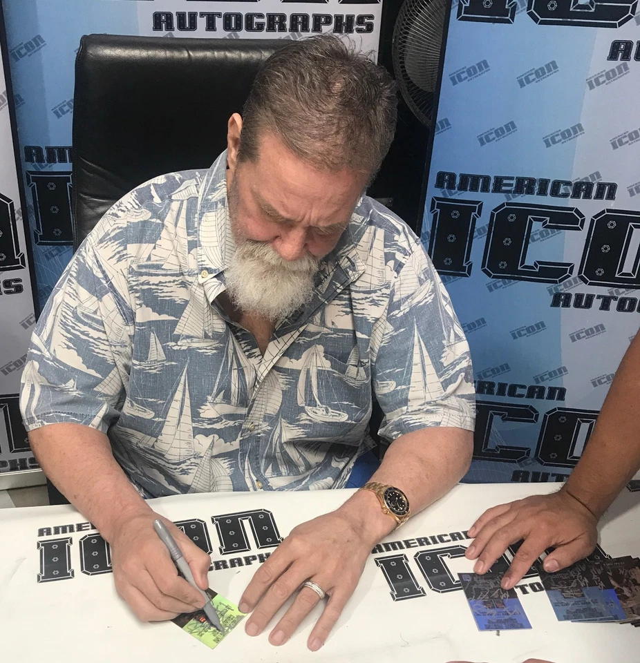 Mark Coleman Tank Abbott Ken Shamrock +4 Signed 2010 Topps UFC UU96 Poster Card - Image 3 of 4