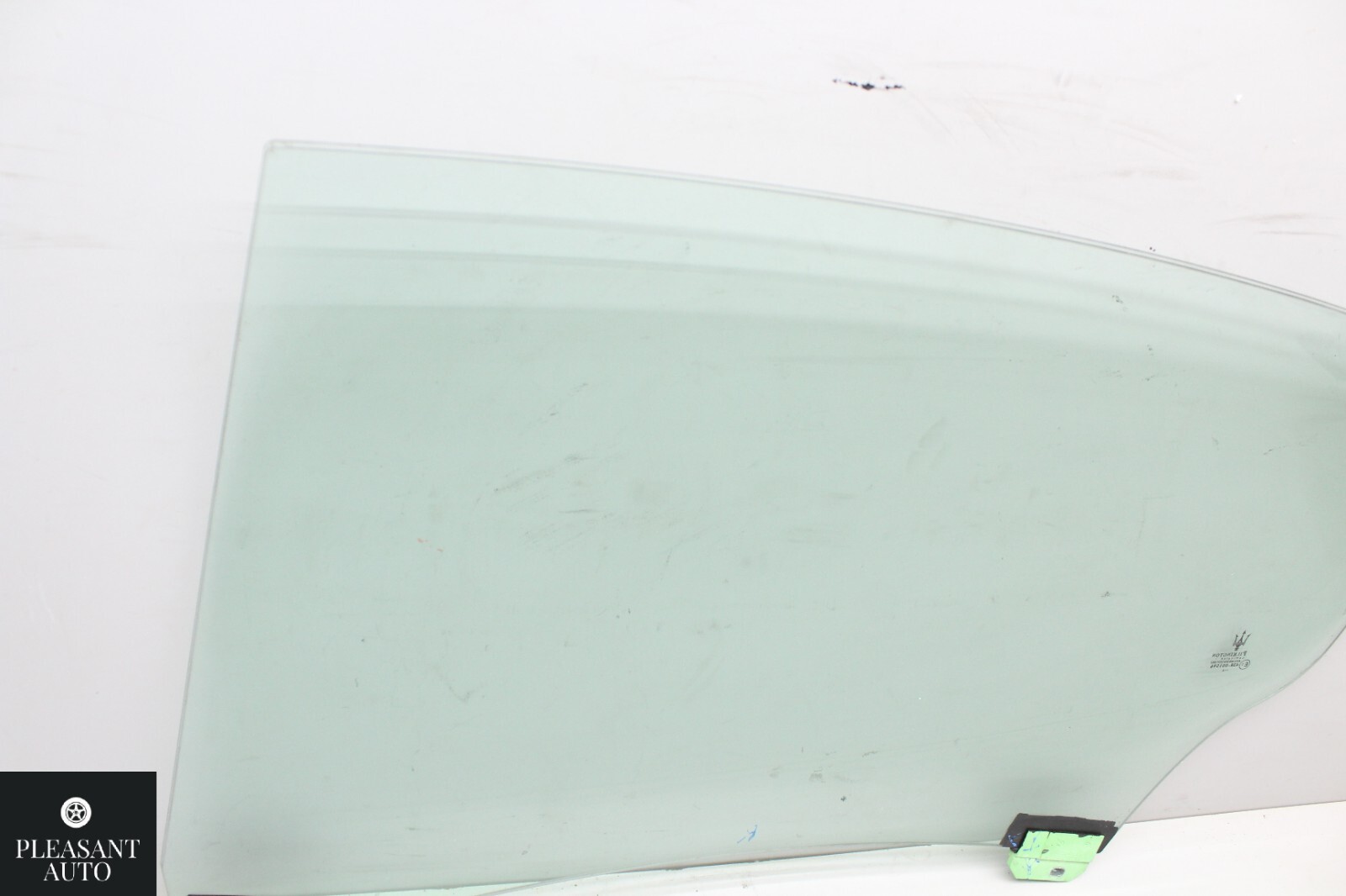 03-13 Maserati Quattroporte M139 Rear Right Side Door Window Glass OEM 