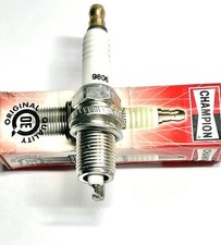 Champion Zündkerze 9806 Spark Plug passend für Toyota Yaris Corolla Avensis Coro
