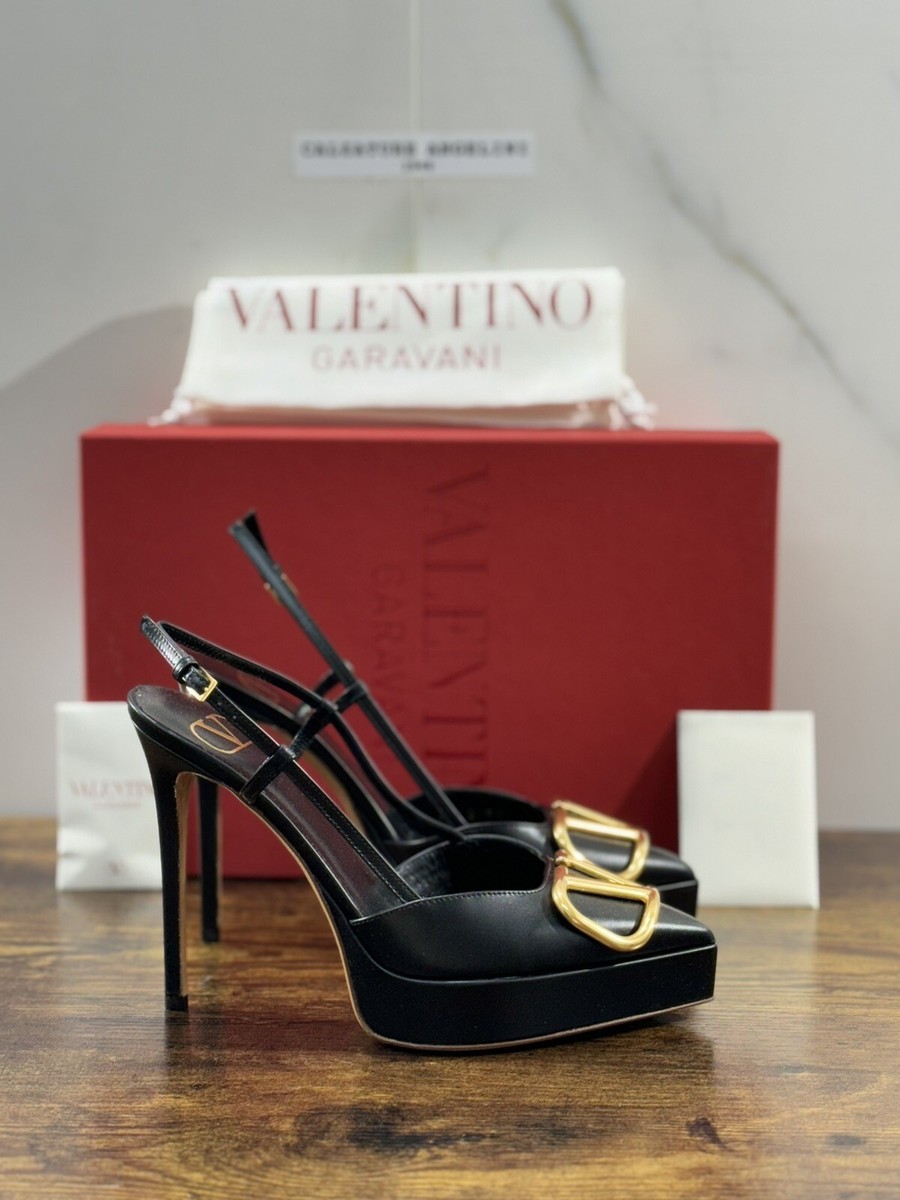 【関税&送料込】Valentino Garavani Rockstud Leather Decollet Valentino Garavani Decollete' Slingback Vlogo Plateau Black