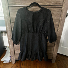 Lulus Black Solid Mini Dress Crew Neck 3/4 Sleeve Ruffle Hem Zip Size L