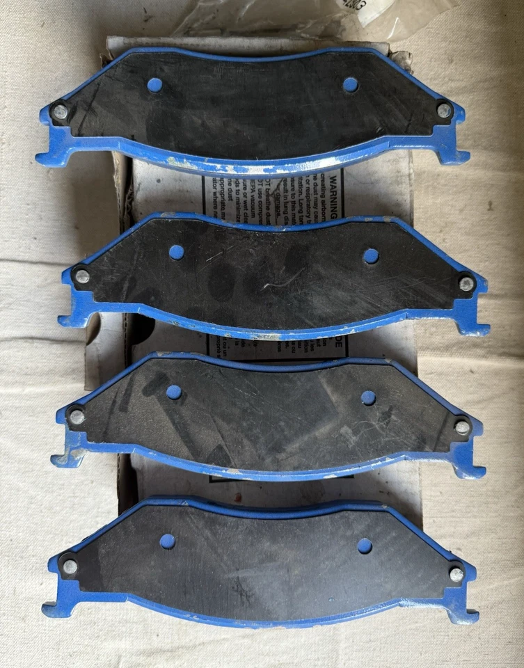 NOS Semi Metallic Brake Pads	BMD777 Ford E-550 F-450 F-550 SUPER DUTY F53 - Image 2 of 3