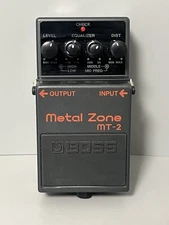 Boss MT-2 Metal Zone Guitar Distortion Pedal - Fresh Battery- Works Great