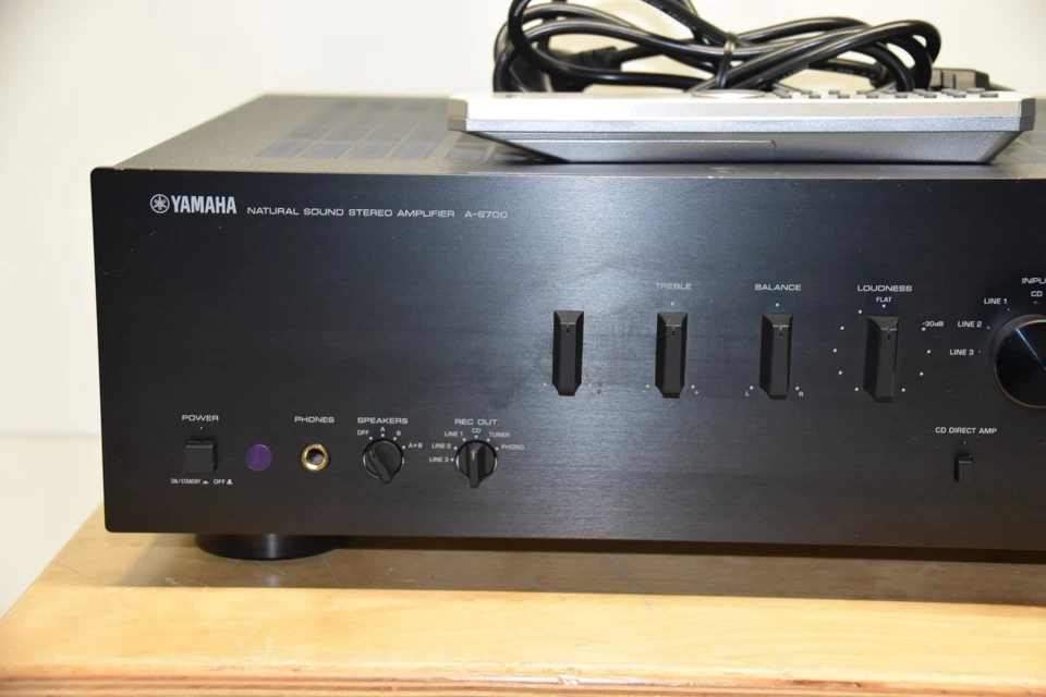 Yamaha A-S700 Natural Sound Stereo Amplifier/Verstärker in schwarz mit FB - Bild 2 von 4