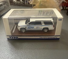 GOC 1/64 NYPD Chevrolet Suburban Die-Cast Car Model