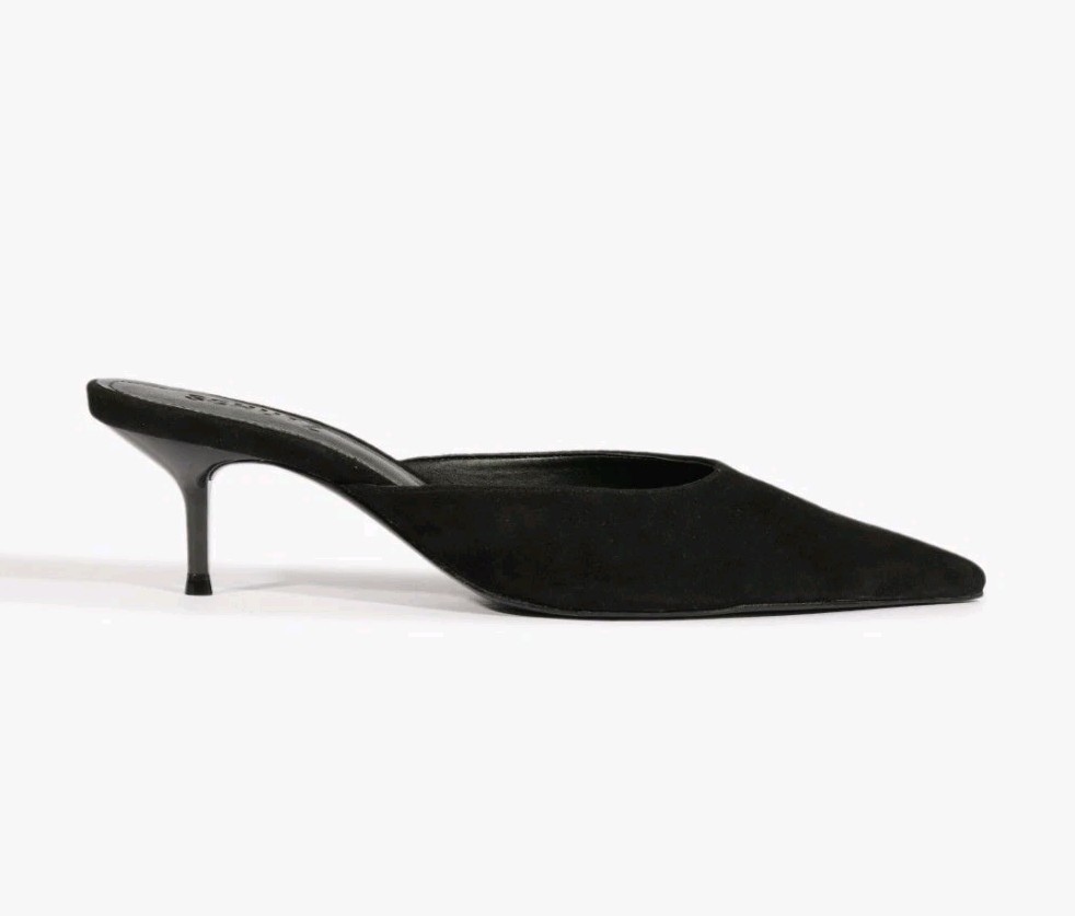 Schutz Julie Pumps 7 Black Kitten Heels Pointed Toe Slip-On Suede Stiletto