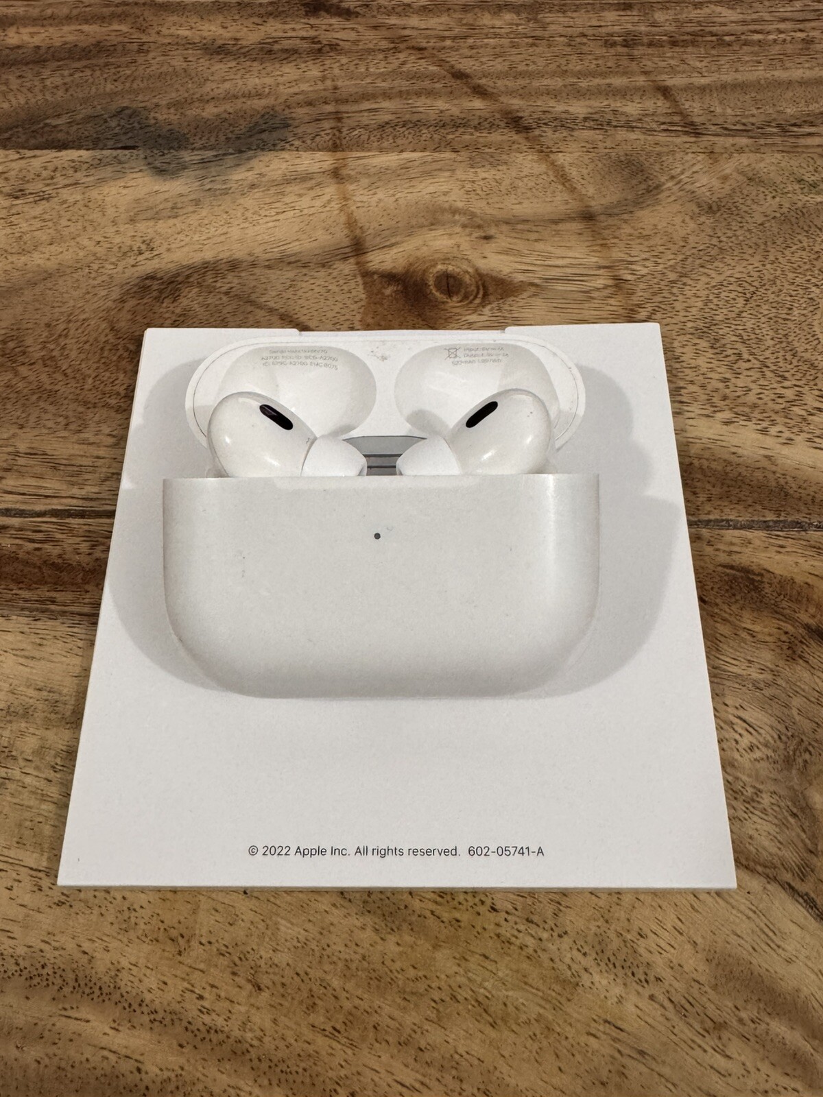 AirPods Pro 2nd Gen with MagSafe Case Lightning A2698 Used Includes Box-image