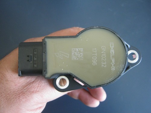 NEW OEM Delphi Genuine Ignition Coil GN10232 2008-12 Mercedes C63 AMG 6.3L-V8 - Picture 2 of 7