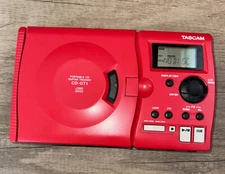 TASCAM CD-GT1 PORTABLE CD GUITAR TRAINER  Missing AC Adapter -Works