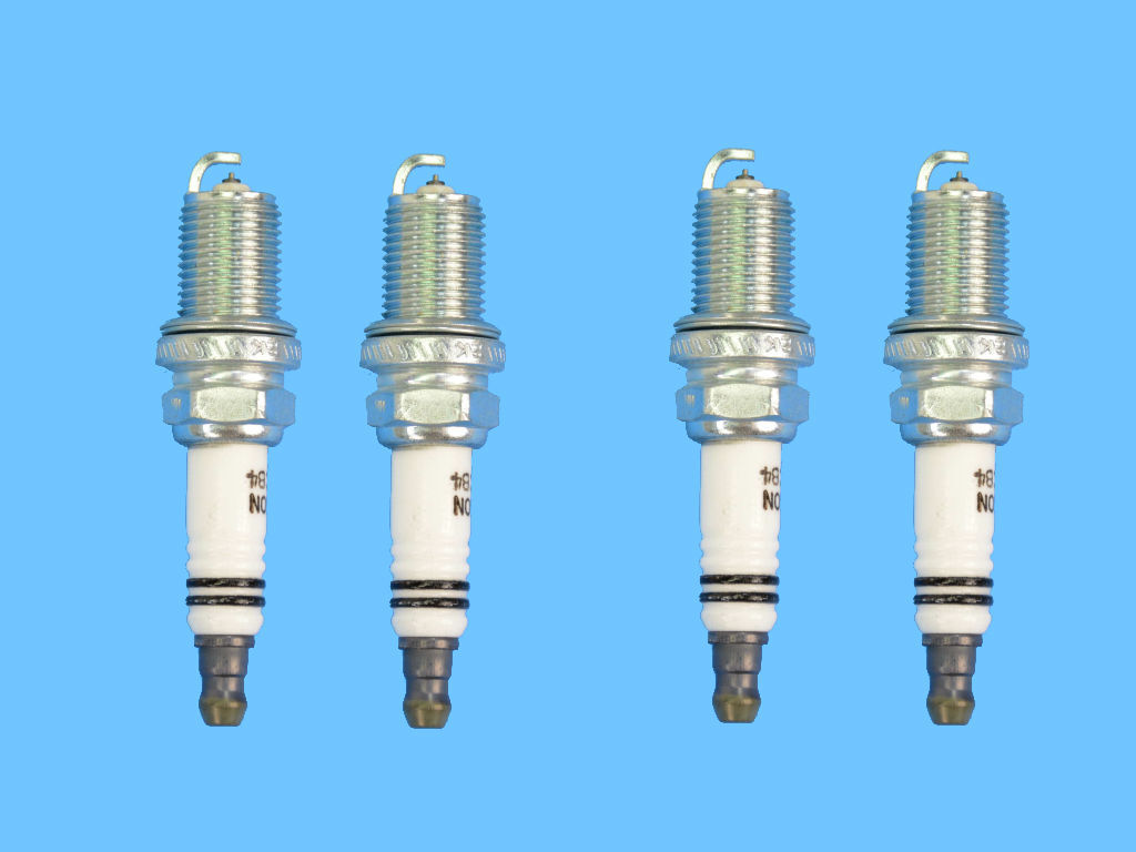 Resistor Copper Spark Plug  Mopar  SPRC7PYCB4