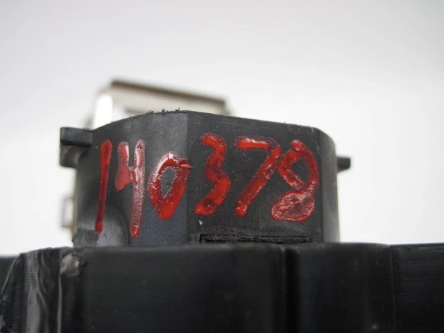 BOBINA DE ENCENDIDO BMW 320i 850i M5 X5 Z3 Z8 1995 95 96 - 03 1748017 735467 Foto 3 de 4