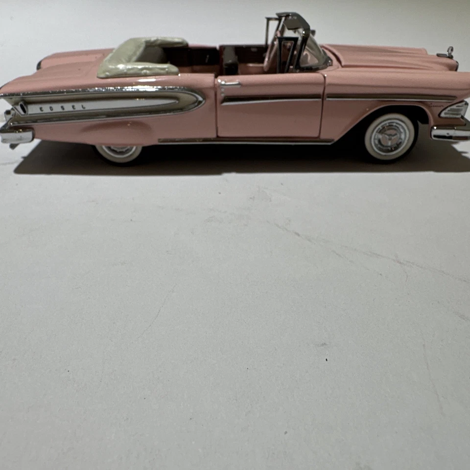 Franklin Mint 1:43 1958 Edsel Citation Convertible Pink Diecast Car B11KC72 - Image 3 of 4