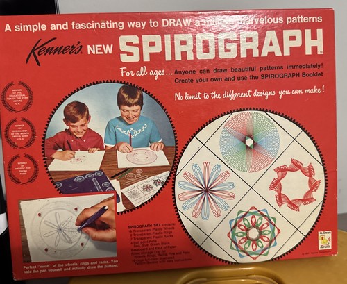 Spirograph Kenner 1967 set #401 Playset Rarely Used - Near Complete