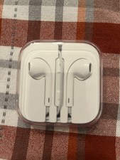 Original Genuine Apple EarPods Earbuds Headphone 3.5 mm Jack White NEW