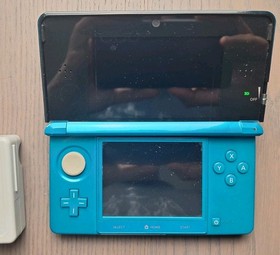 Nintendo 3DS Aqua Blue Region Free Console 128GB Tested w/ Charger & Stylus