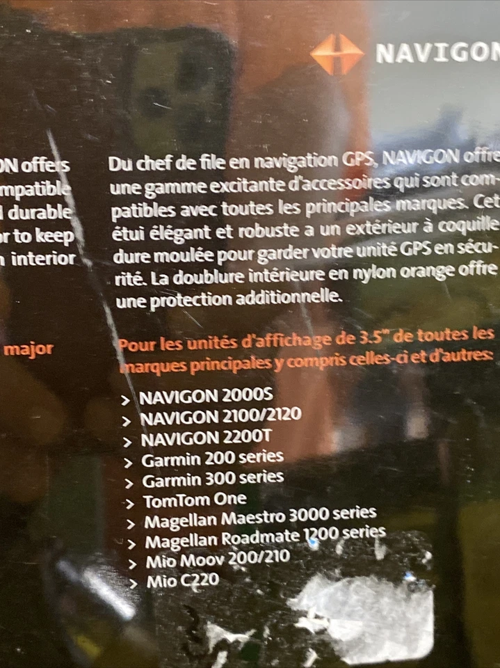 FUNDA RÍGIDA PROTECTORA NEGRA NAVIGON GPS UNIVERSAL PARA PANTALLA DE 3,5 PULGADAS Foto 4 de 4