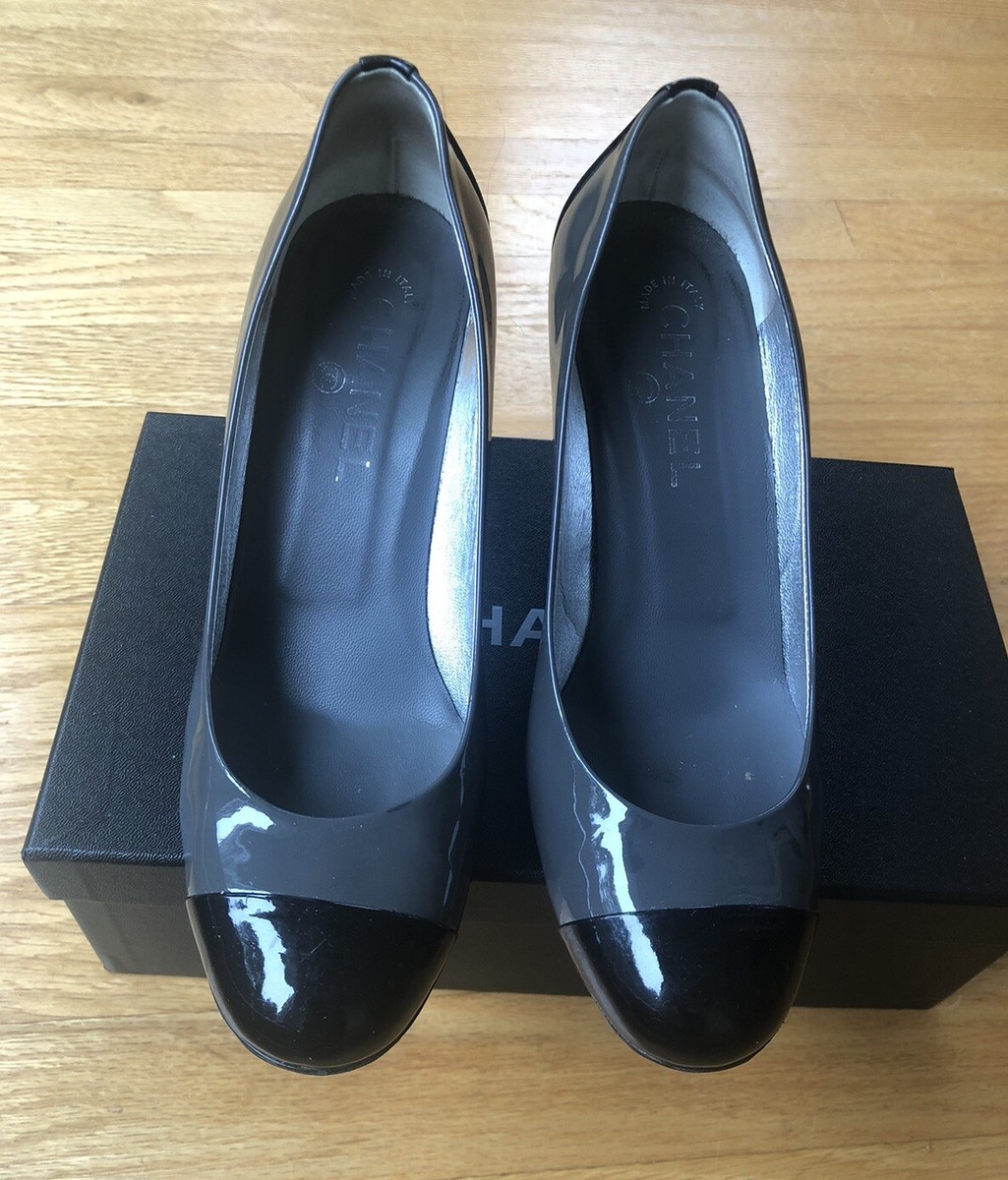 靴 CHANEL Backside Coco Mark Patent Pumps Auth Chanel Shoes Pumps Coco Mark Patent Leather Black/Gray