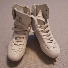 SFR Galaxy Figure Ice Skate. White. Size EUR 32. Very good condition