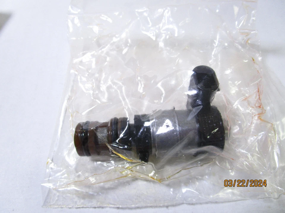 Standard Motor Products TCS96 Transmission Control Solenoid - Изображение 2 из 4