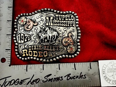 Rodeo Bulldogging Champion Trophy Belt Buckle TUPELO MISSISSIPPI 1976 RARE 527