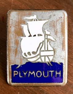 Original 1929 Plymouth Model U Enamel Radiator Shell Emblem Badge DL Auld Co. US