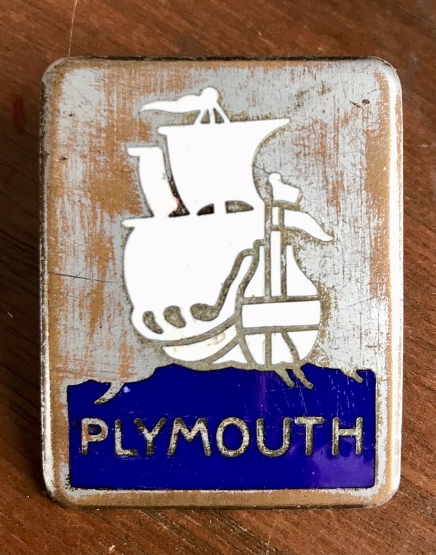 Original 1929 Plymouth Model U Enamel Radiator Shell Emblem Badge DL Auld Co. US