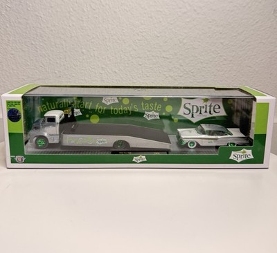 M2 Sprite 1956 Ford COE & 1957 Ford Fairlane 500 Hauler Raw Super
