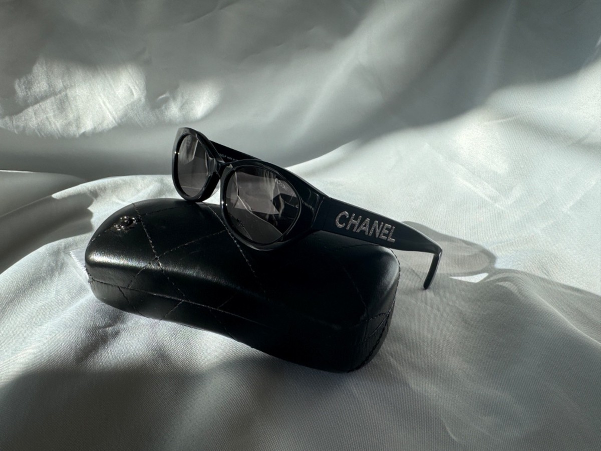 CHANEL A71280 SUNGLASSES BLACK/GRAY LENS w limestones SHIPS TODAY
